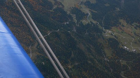 Farbenprächtige Wälder.