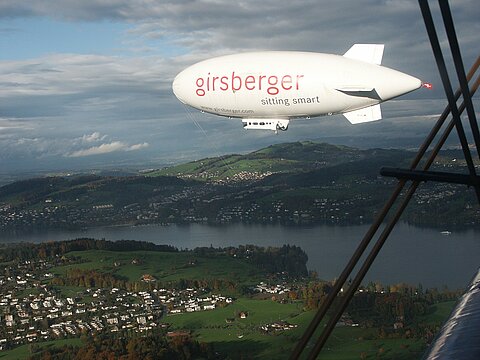 Zeppelin bei Luzern.