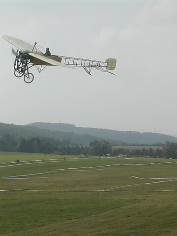 Bleriotte aus den Anfängen der Fliegerei.