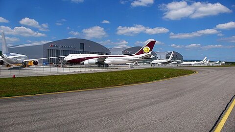 Alles private Flugzeuge!
