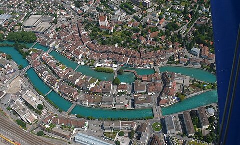 Über der Stadt Thun.