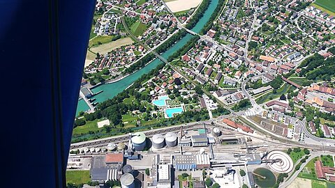 Badi und Zuckerfabrik Aarberg.