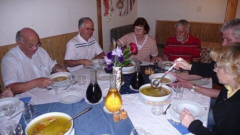 Typisch ungarisches Mitagessen bei Agnes.