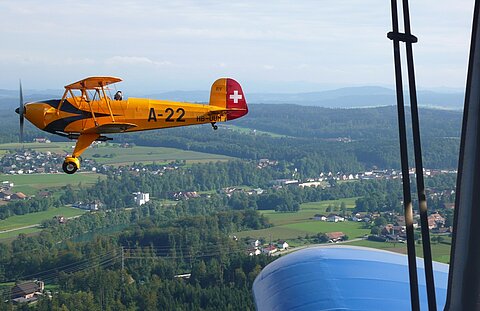 Begegnung mit einem Bücker Jungmann.