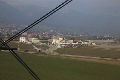 Im Endanflug auf Grenchen international Airport!