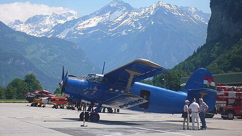 ... Antonov welche uns nach Grenchen zurück fliegt.