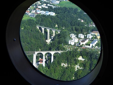 Sitterviadukt vorne der SOB und hinten der SBB.