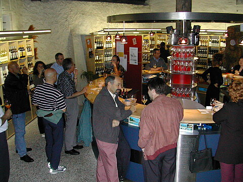 ... degustieren von Walliserweinen.
