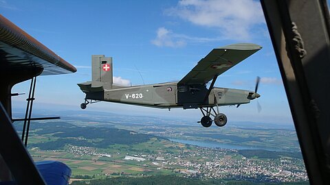Der Porter bringt die Fallschirmgrenadiere auf eine Höhe von ca. 3000m.