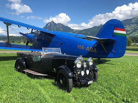 Alt und neu. Lagonda Sportwagen.
