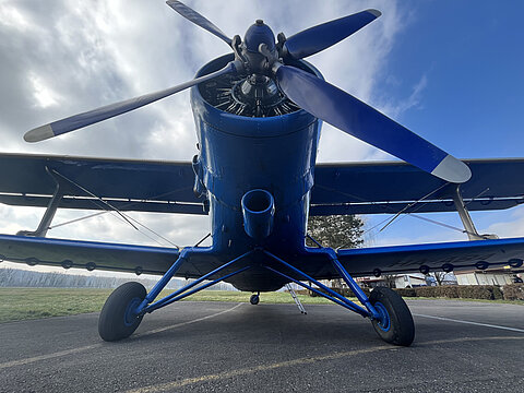 An-2 steht in Yverdon bereit.