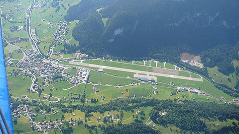 Flugplatz Saanen.