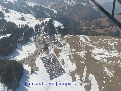 Über dem Jaunpass.